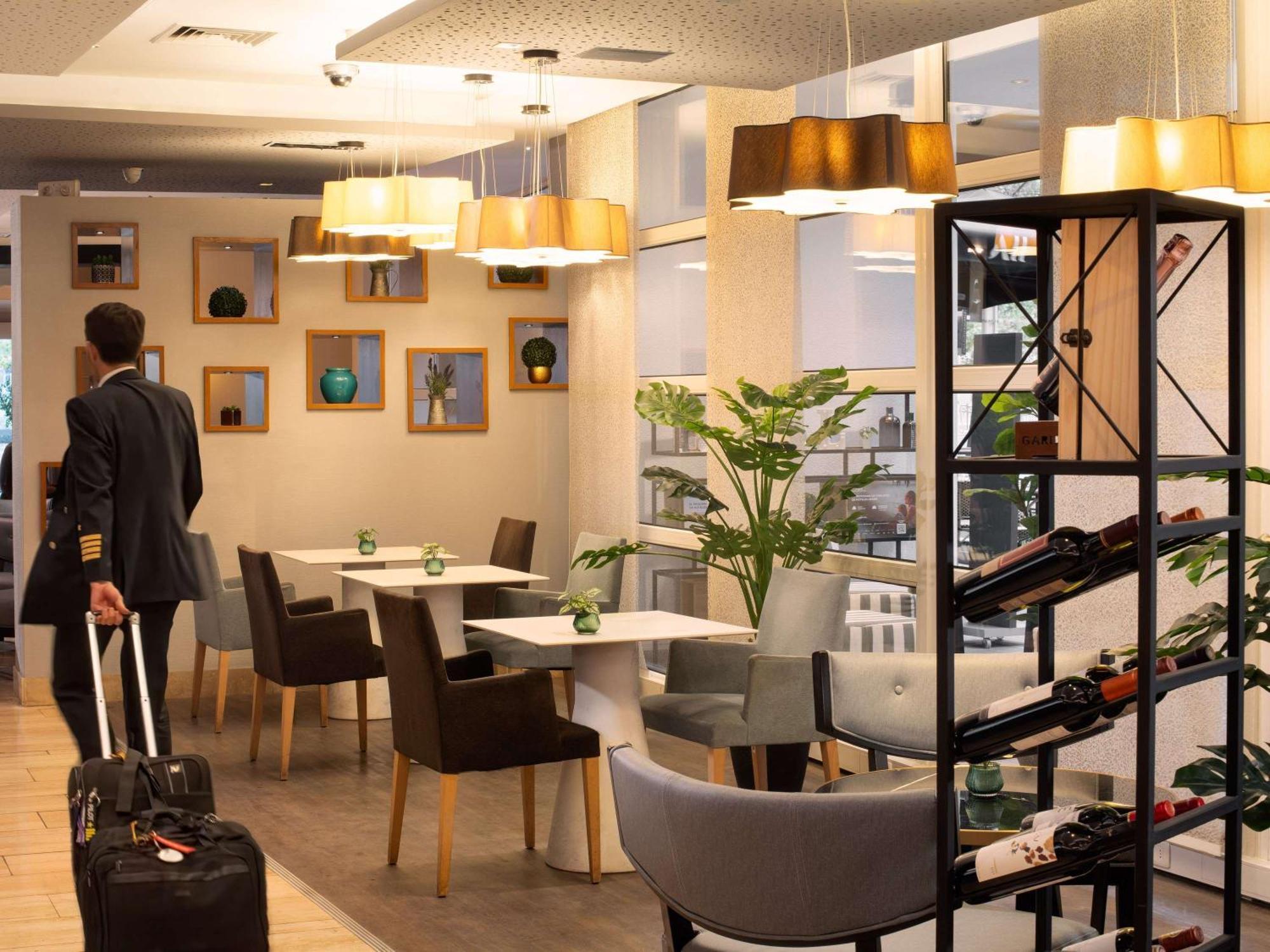โนโวเทล ซานติอาโก วีตากูรา Hotel ภายนอก รูปภาพ