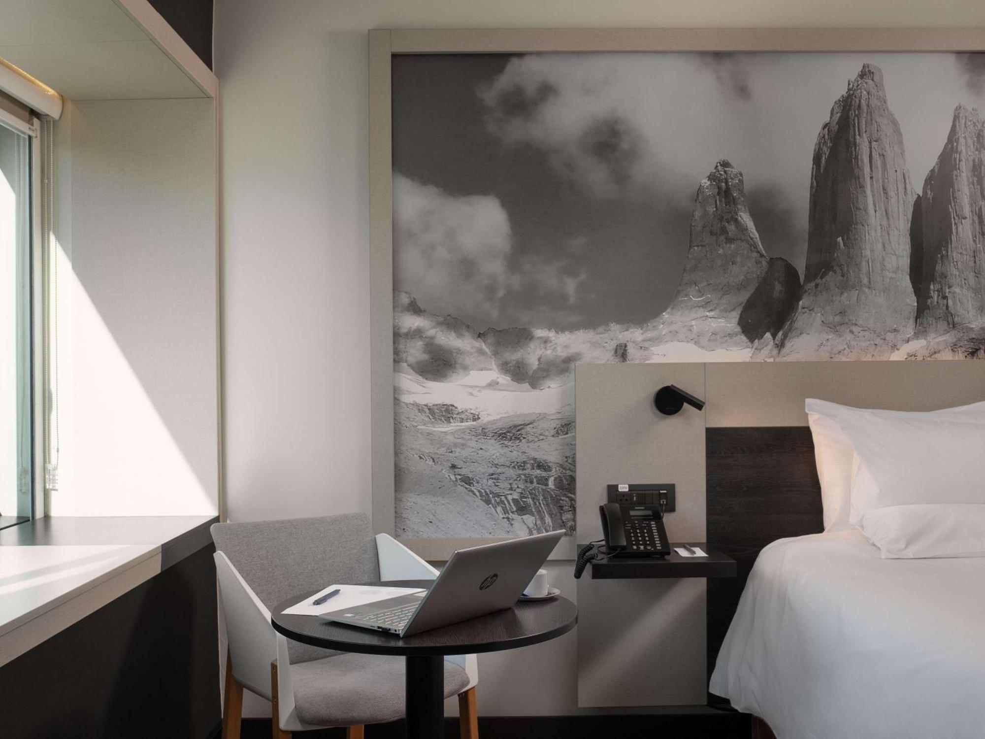 โนโวเทล ซานติอาโก วีตากูรา Hotel ภายนอก รูปภาพ