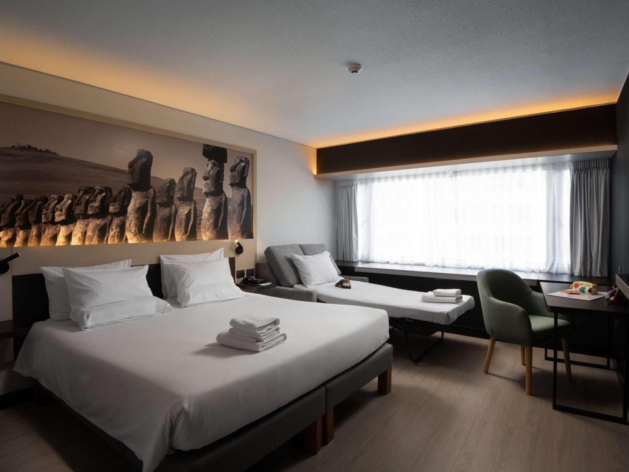 โนโวเทล ซานติอาโก วีตากูรา Hotel ภายนอก รูปภาพ
